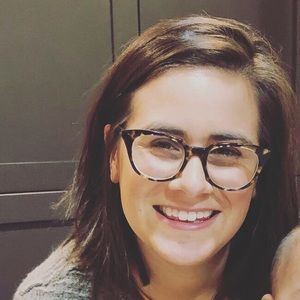 Meet your Posher, Danika